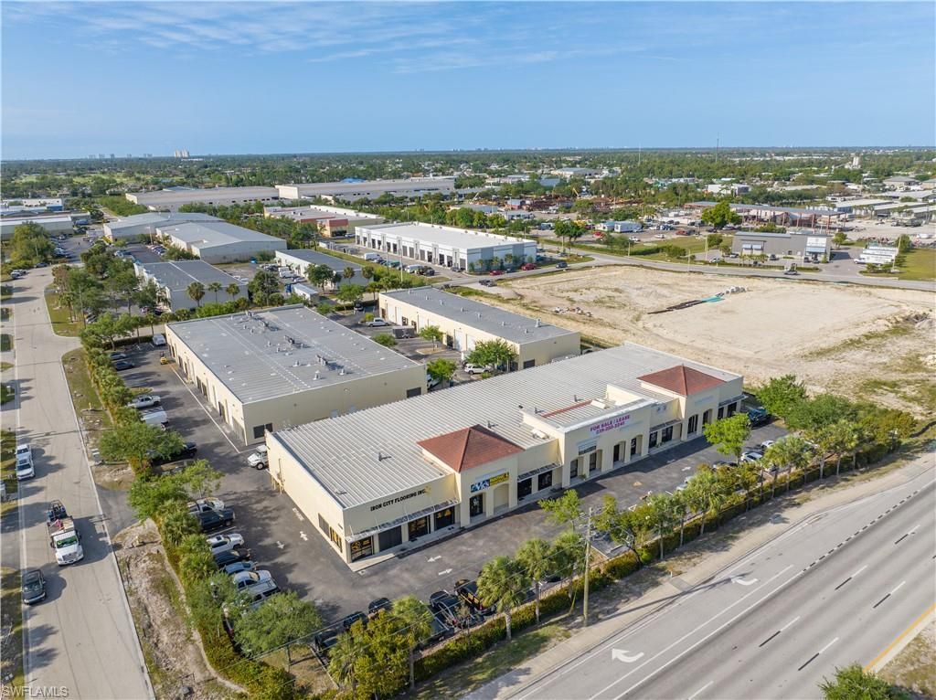 17030 Alico Commerce CT 303, FORT MYERS, FL 33967 — exterior