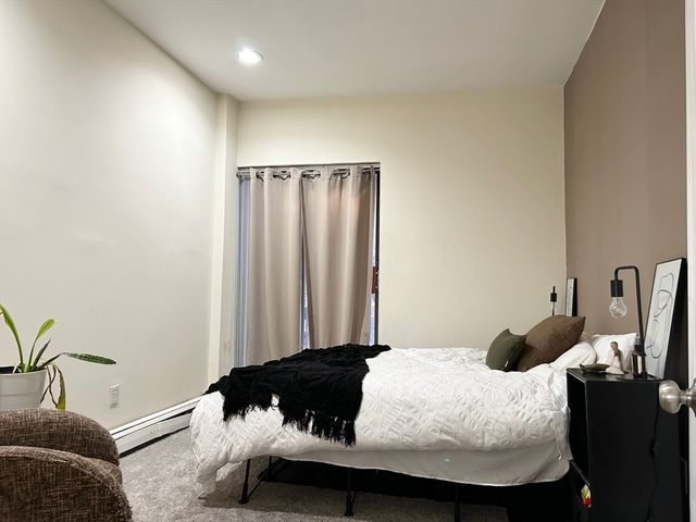 390 Riverway 8, Boston, MA 02115