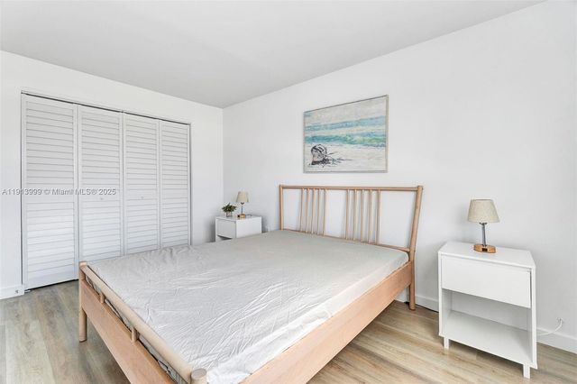 620 SW 10th St 202, Miami, FL 33130