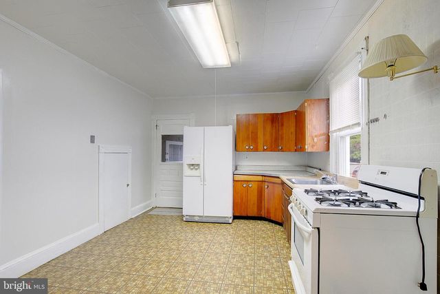 8711 CHESTNUT AVE, Bowie, MD 20720