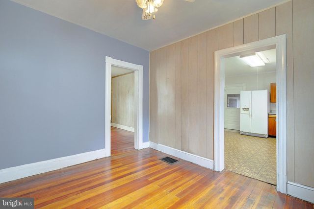 8711 CHESTNUT AVE, Bowie, MD 20720