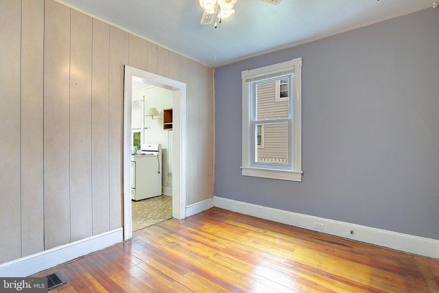 8711 CHESTNUT AVE, Bowie, MD 20720