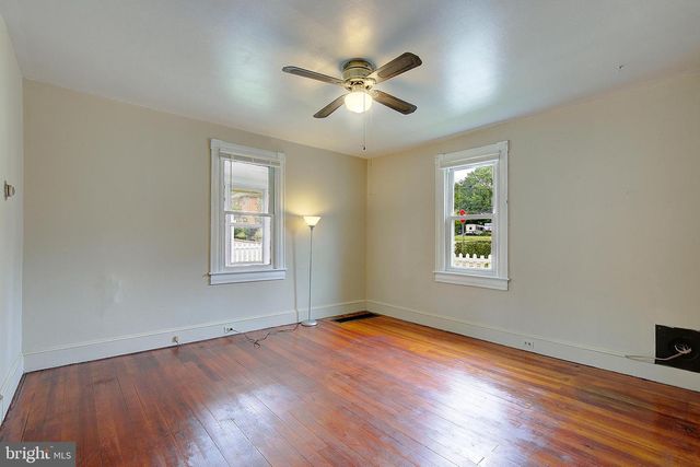 8711 CHESTNUT AVE, Bowie, MD 20720