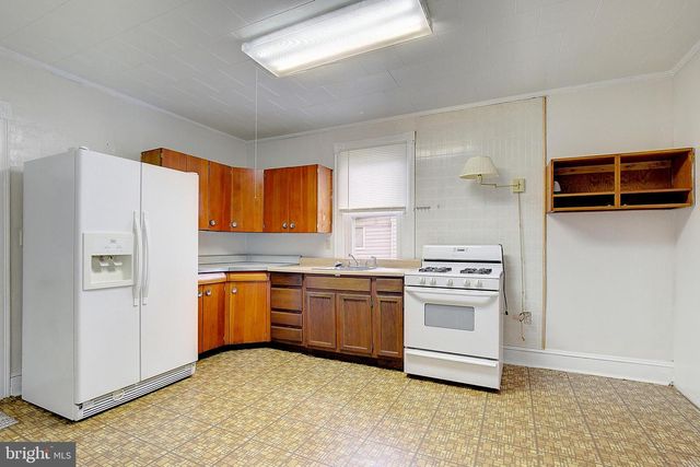 8711 CHESTNUT AVE, Bowie, MD 20720