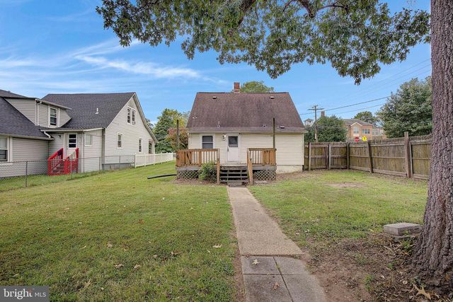 8711 CHESTNUT AVE, Bowie, MD 20720