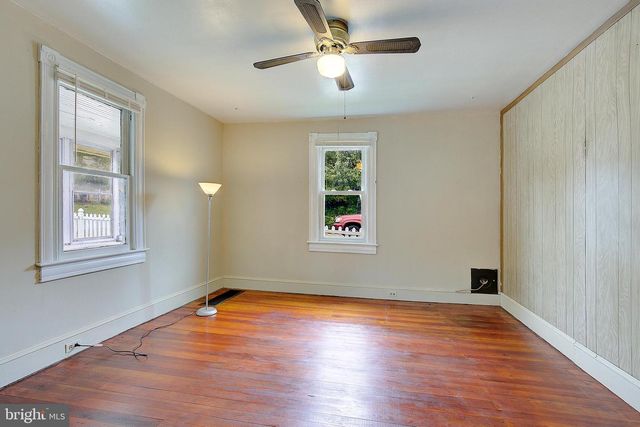 8711 CHESTNUT AVE, Bowie, MD 20720