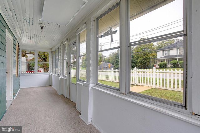 8711 CHESTNUT AVE, Bowie, MD 20720