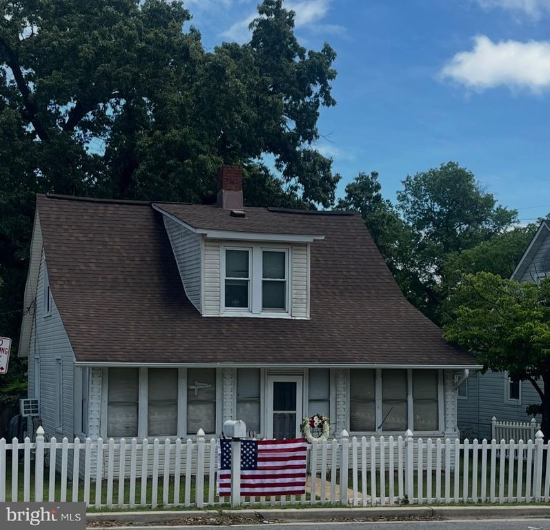 8711 CHESTNUT AVE, Bowie, MD 20720