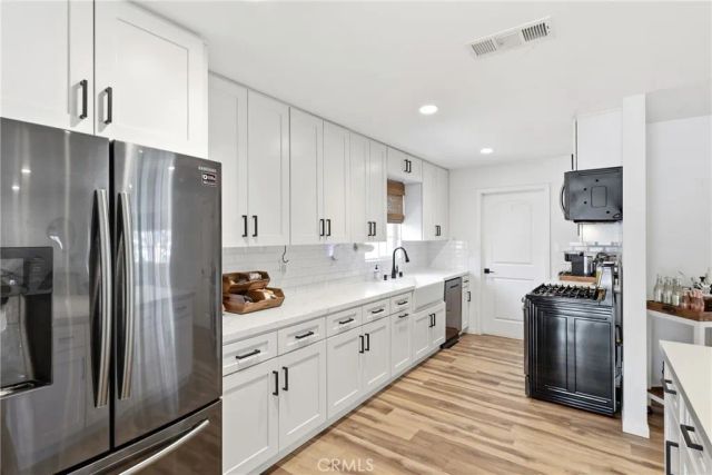1566 W Crone, Anaheim, CA 92802