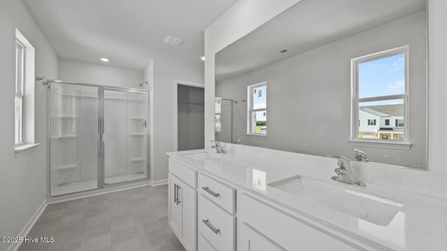 1009 Queensland Lane, Ayden, NC 28513