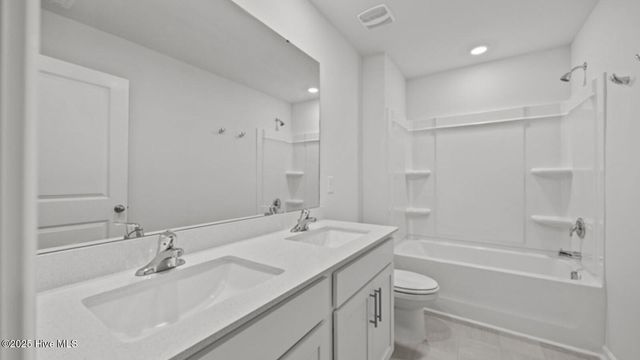 1009 Queensland Lane, Ayden, NC 28513