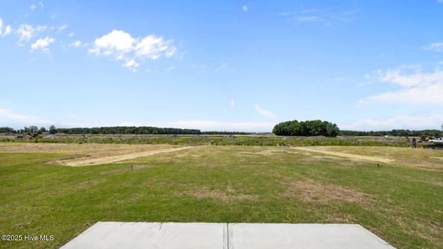 1009 Queensland Lane, Ayden, NC 28513