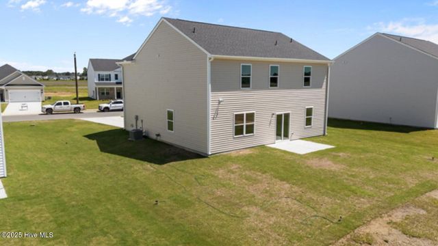 1009 Queensland Lane, Ayden, NC 28513