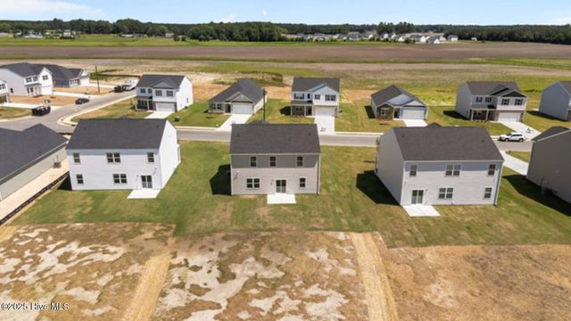 1009 Queensland Lane, Ayden, NC 28513