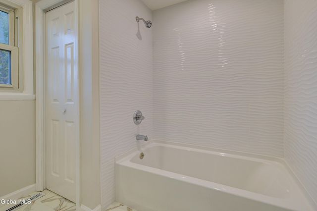 3 Seaman Avenue, Castleton-on-hudson, NY 12033