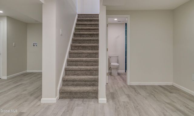 3 Seaman Avenue, Castleton-on-hudson, NY 12033