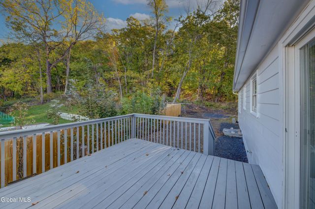 3 Seaman Avenue, Castleton-on-hudson, NY 12033