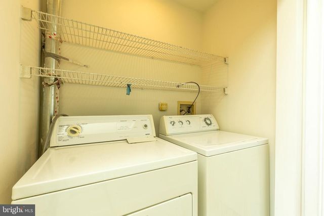 3206 CHAMPIONS DR, Wilmington, DE 19808