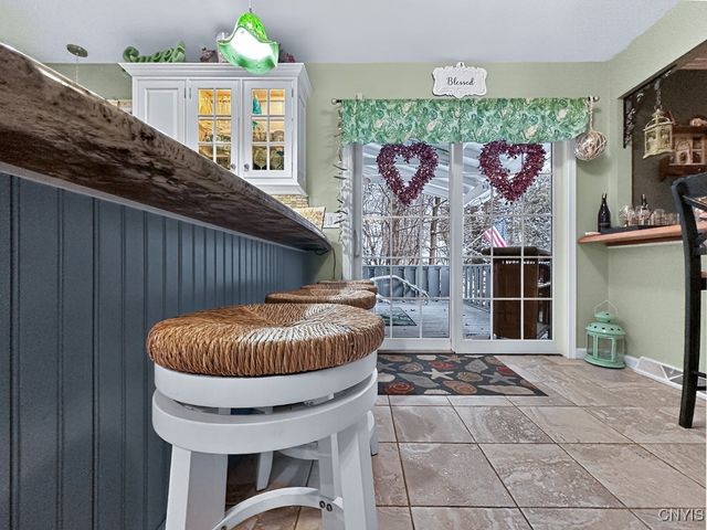 10 Morgan Lane, New Hartford, NY 13413