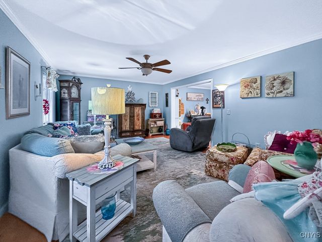 10 Morgan Lane, New Hartford, NY 13413