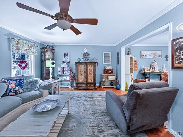 10 Morgan Lane, New Hartford, NY 13413