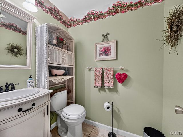 10 Morgan Lane, New Hartford, NY 13413