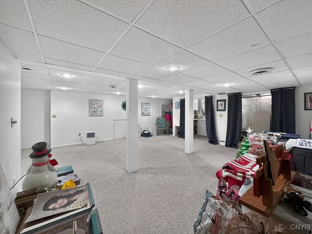 10 Morgan Lane, New Hartford, NY 13413