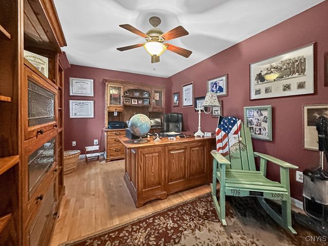 10 Morgan Lane, New Hartford, NY 13413