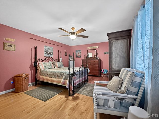 10 Morgan Lane, New Hartford, NY 13413