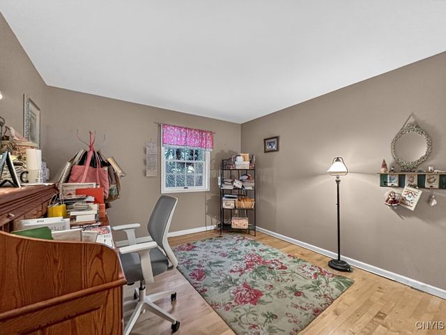 10 Morgan Lane, New Hartford, NY 13413