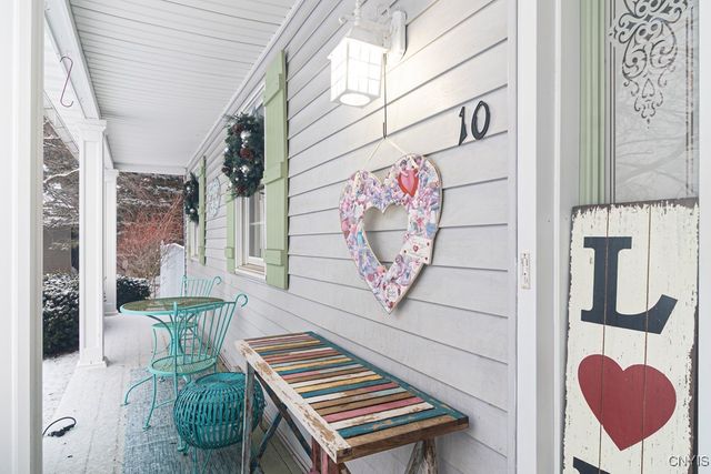 10 Morgan Lane, New Hartford, NY 13413