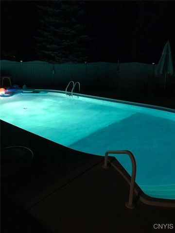 10 Morgan Lane, New Hartford, NY 13413