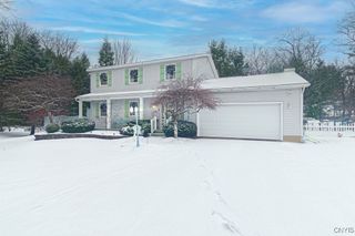 10 Morgan Lane, New Hartford, NY 13413