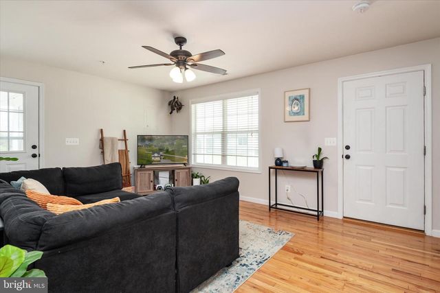 200 NEWTOWN RD, Chester, MD 21619