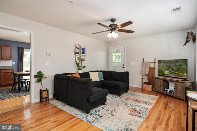 200 NEWTOWN RD, Chester, MD 21619