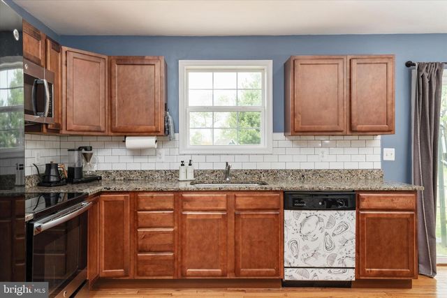 200 NEWTOWN RD, Chester, MD 21619