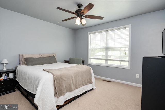 200 NEWTOWN RD, Chester, MD 21619