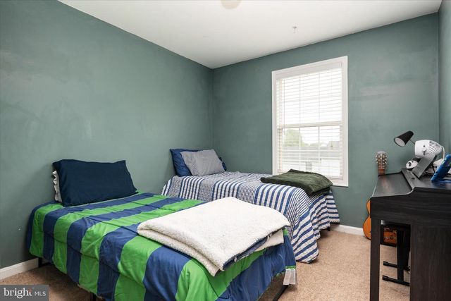 200 NEWTOWN RD, Chester, MD 21619