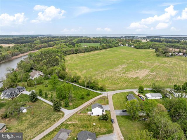 200 NEWTOWN RD, Chester, MD 21619