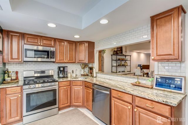 347 Jester Court, Old Bridge, NJ 08857