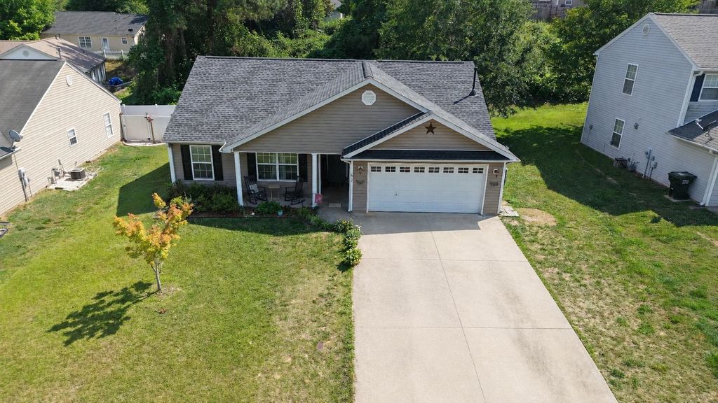 807 Trester Lane, Inman, SC 29349