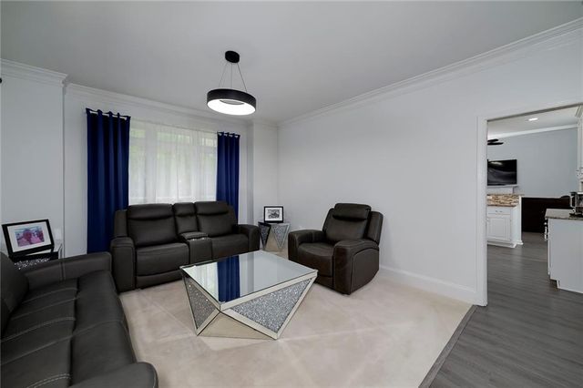 20 Allie Drive, Mcdonough, GA 30252