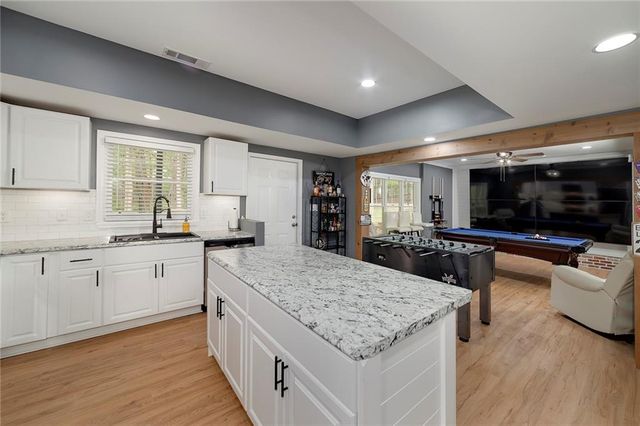 20 Allie Drive, Mcdonough, GA 30252