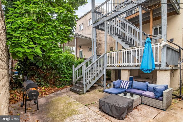 2427 LINDEN AVE, Baltimore, MD 21217