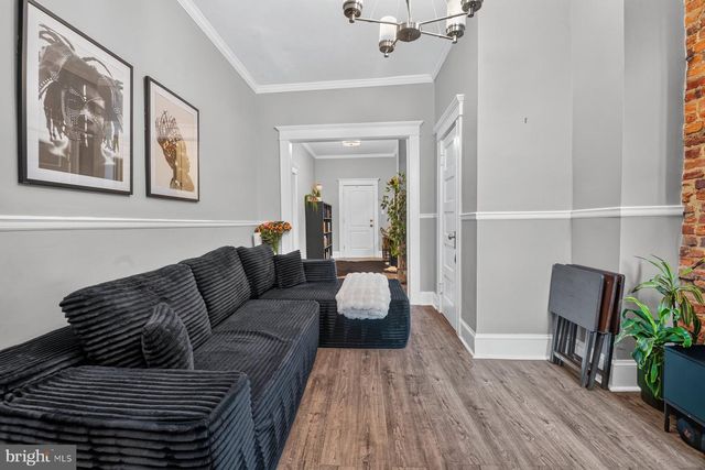 2427 LINDEN AVE, Baltimore, MD 21217