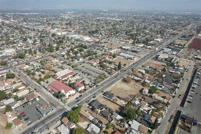 1445 W 5th, San Bernardino, CA 92411