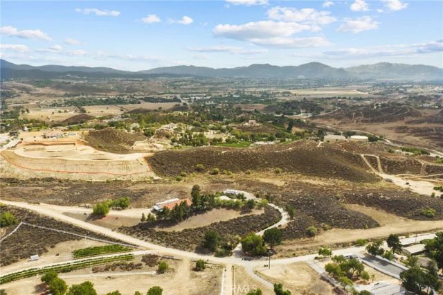 35251 Calle Campo, Temecula, CA 92592