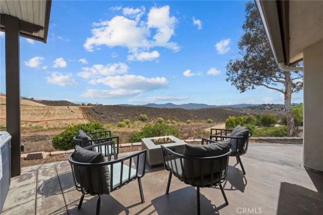 35251 Calle Campo, Temecula, CA 92592