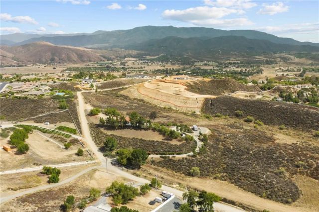 35251 Calle Campo, Temecula, CA 92592