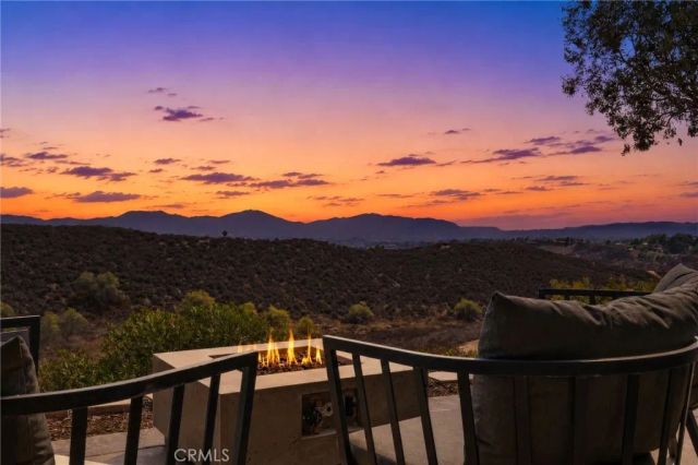 35251 Calle Campo, Temecula, CA 92592